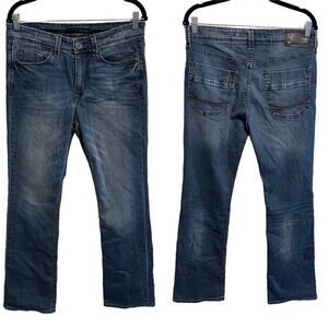 Calvin Klein- Women’s Dark Wash Boot Cut 99% Cotton Jeans, Size 32